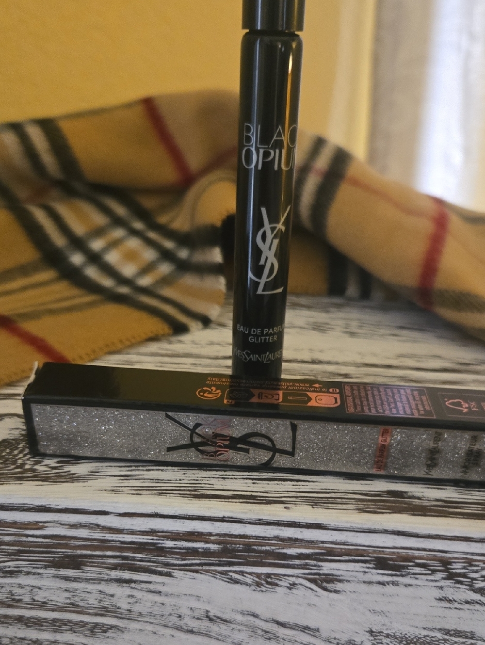 Yves Saint Laurent Black Opium 10ml  Glitter Spray - Black & Silver Glitter